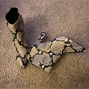 MARC FISHER LDT BOOTIE